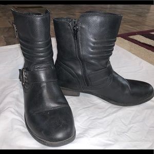 Authentic American Heritage Boots. Size 9
